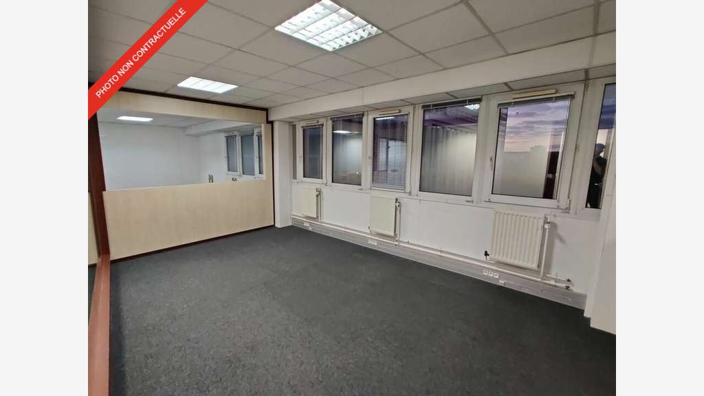 A louer bureaux 438m² à Massy Opéra A10 / N20