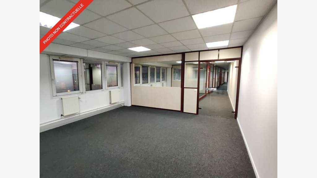 A louer bureaux 438m² à Massy Opéra A10 / N20