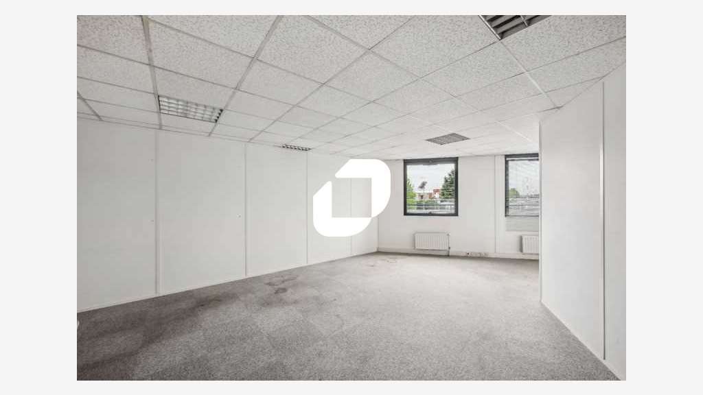 A louer Bureaux 484m² Massy