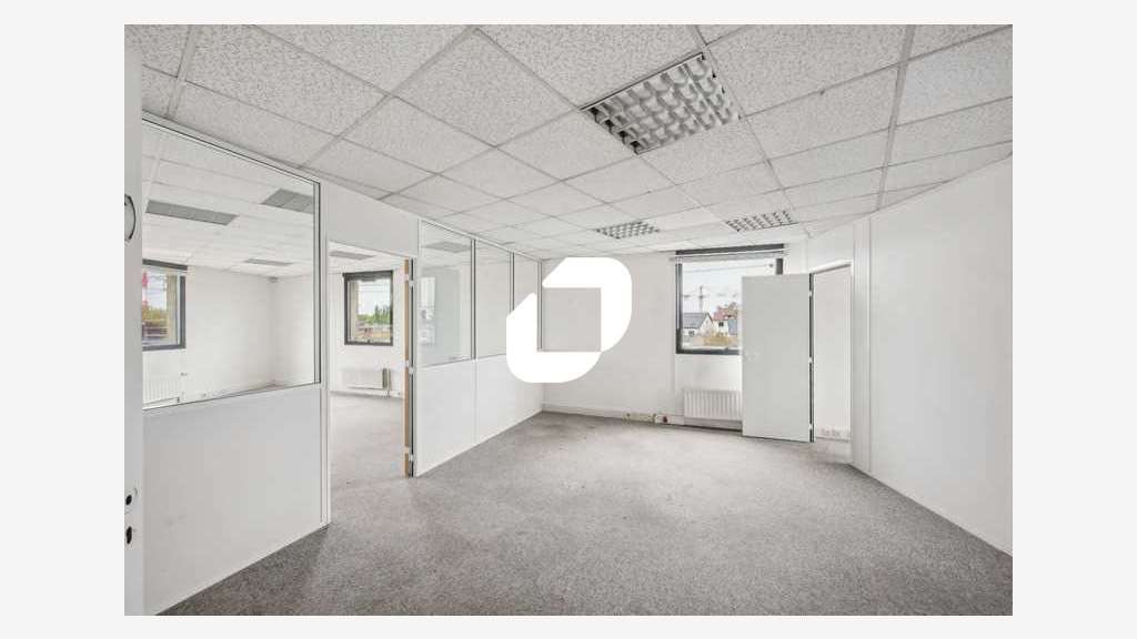 A louer Bureaux 484m² Massy