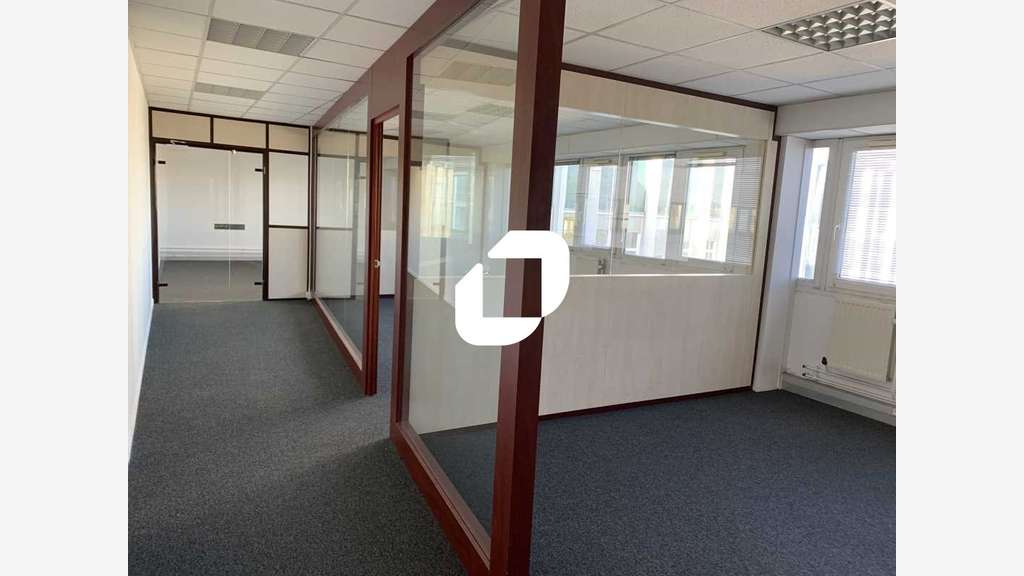 A louer Bureaux 438m² Massy