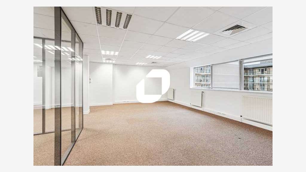 A louer Bureaux 159m² Massy