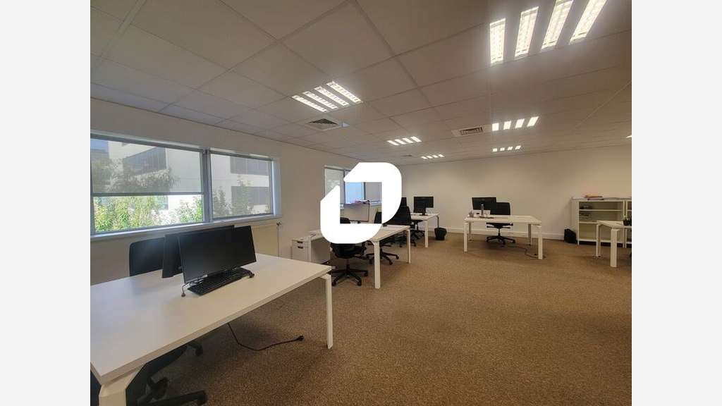 A louer Bureaux 162m² Massy