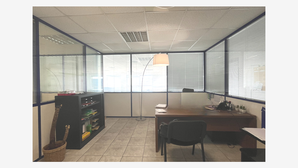 A louer bureaux 150m² R+1 Mauguio Fréjorgues Ouest