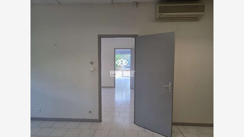 Bureaux 98m² à louer Maugio Fréjorgues Ouest