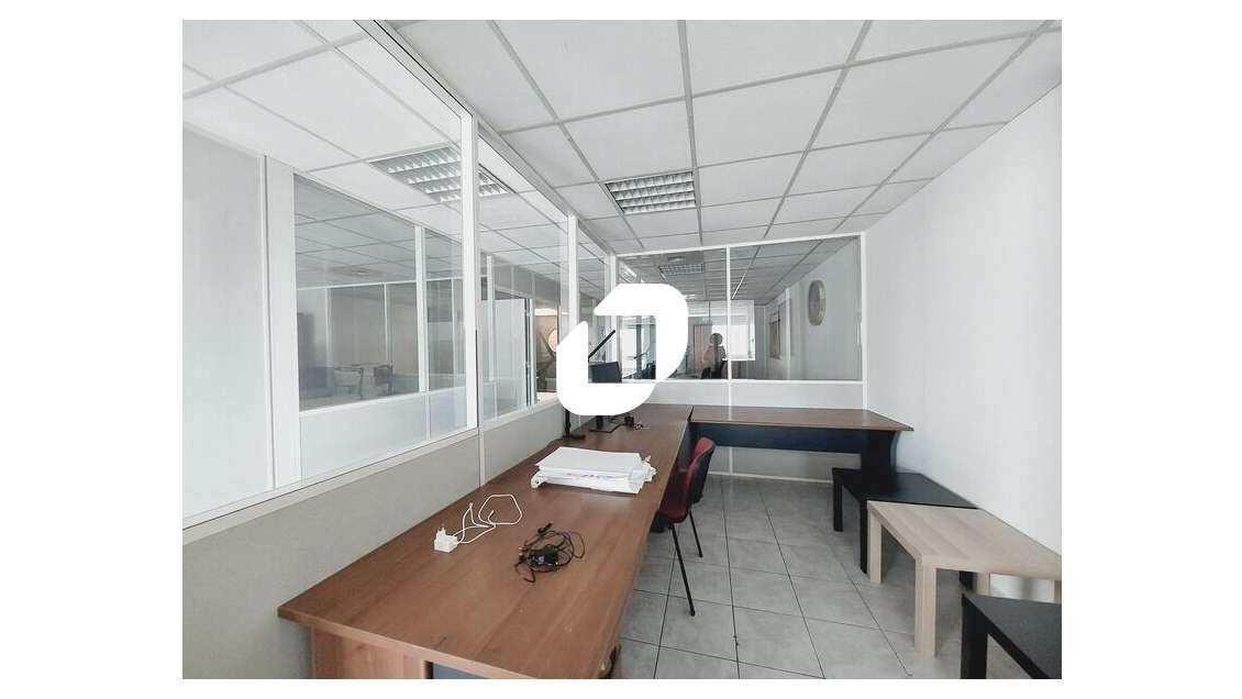 A louer Bureaux 600m² Mauguio