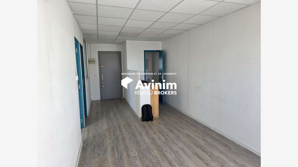 Bureau 40m² R+1 à louer Mauguio Fréjorgues A709