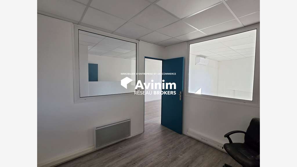 Bureau 40m² R+1 à louer Mauguio Fréjorgues A709