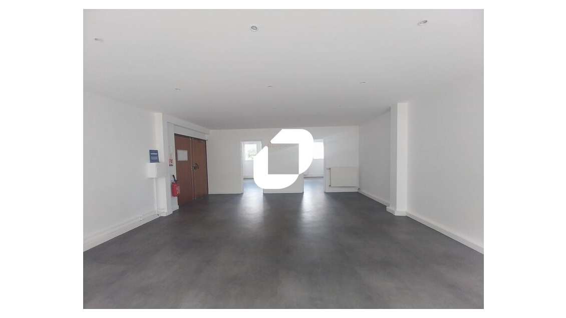 A louer Bureaux 68m² Maurepas