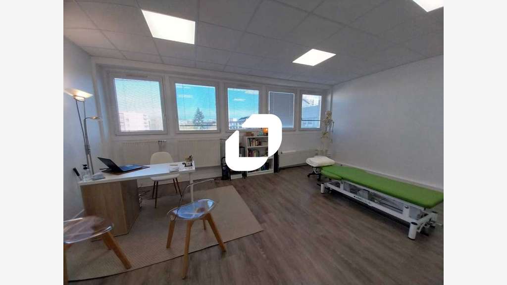 A louer Bureaux 36m² Maurepas