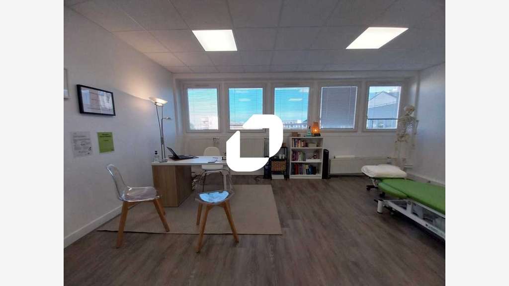 A louer Bureaux 36m² Maurepas