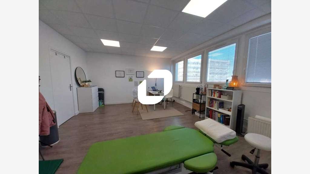 A louer Bureaux 36m² Maurepas
