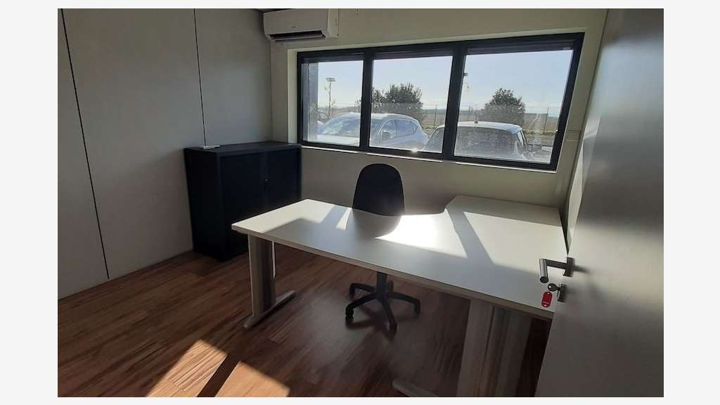 À louer – Bureaux individuels ou partagés de 10 à 