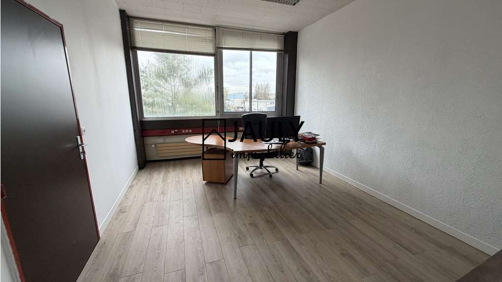 À louer bureaux 510m² à partir de 180m² à Meaux