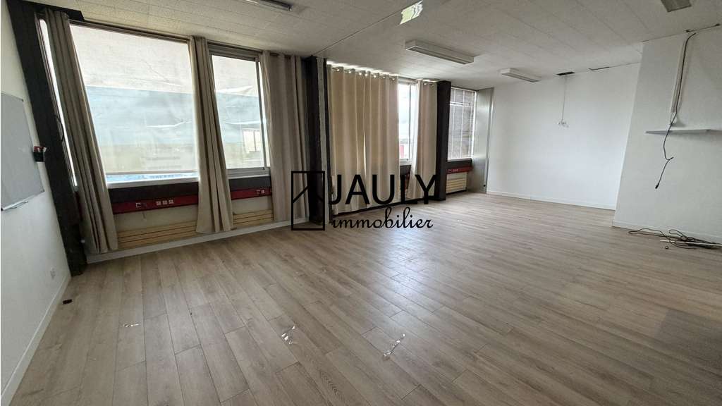 À louer bureaux 510m² à partir de 180m² à Meaux