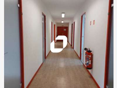 A louer Bureaux 269m² Meaux