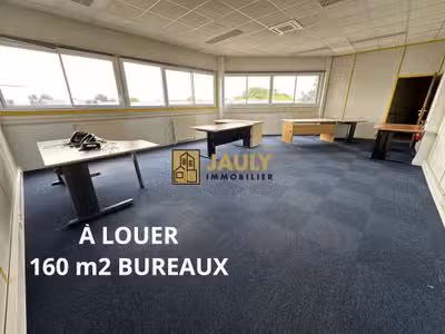 A louer bureaux 160m² ZA de Quincy-Voisins A4  