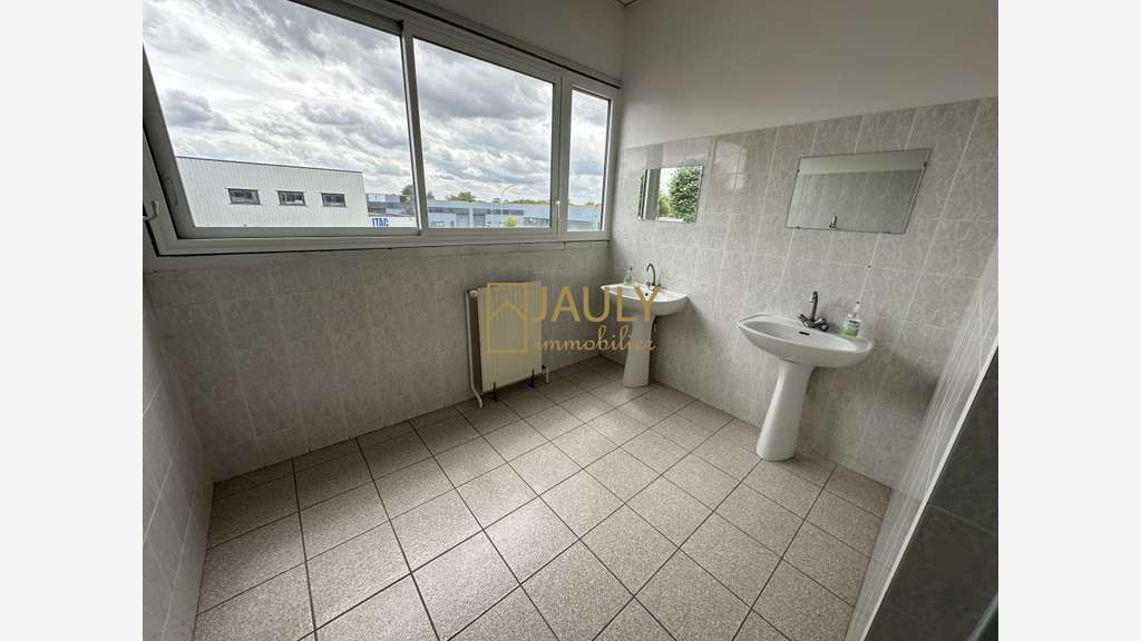 A LOUER - Bureaux - Salle de Réunion 160 m² - A4 Q