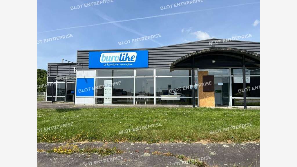 A louer cellule d'activité 200m² à Melesse