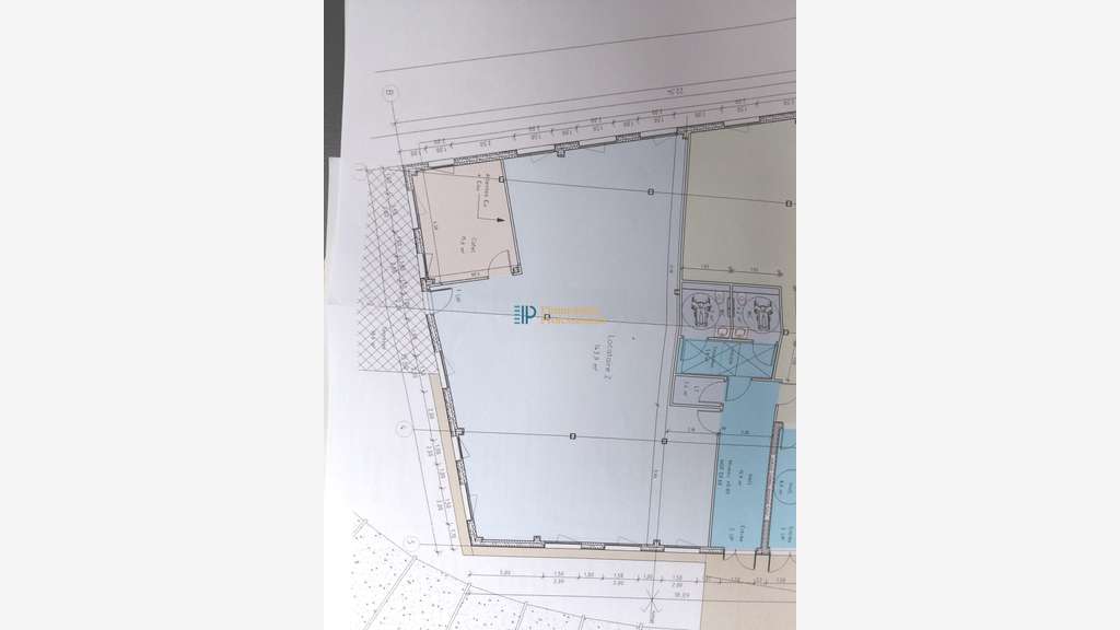 A louer bureaux 159m² zone artisanale Quimperlé