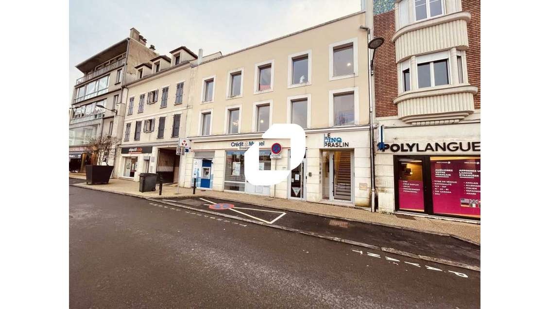 A louer Bureaux 144m² Melun