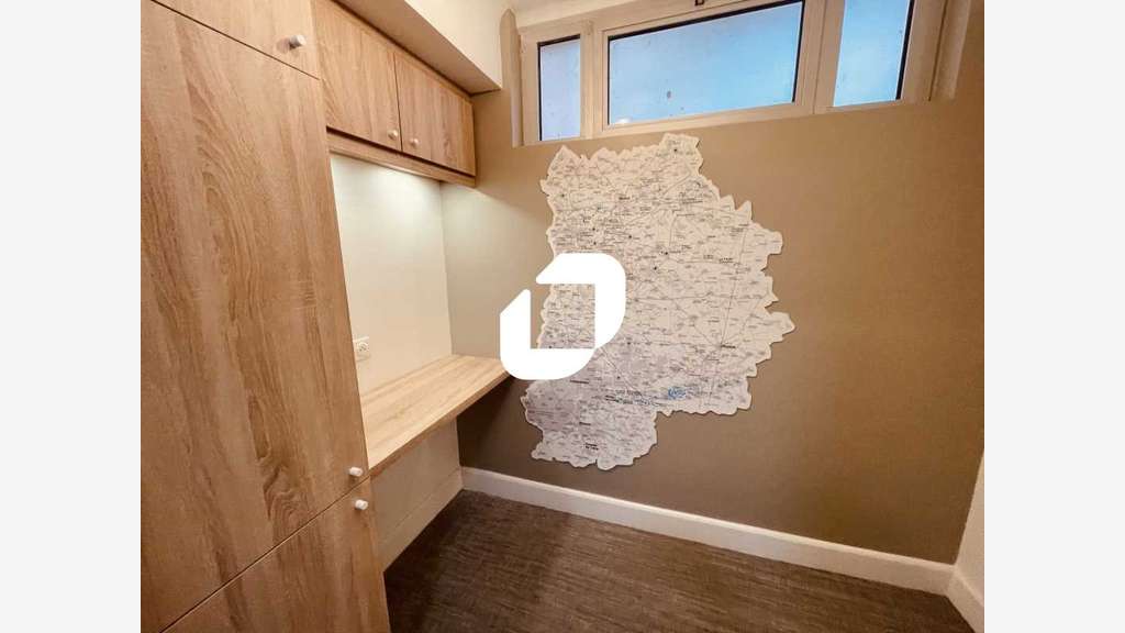 A louer Bureaux 144m² Melun