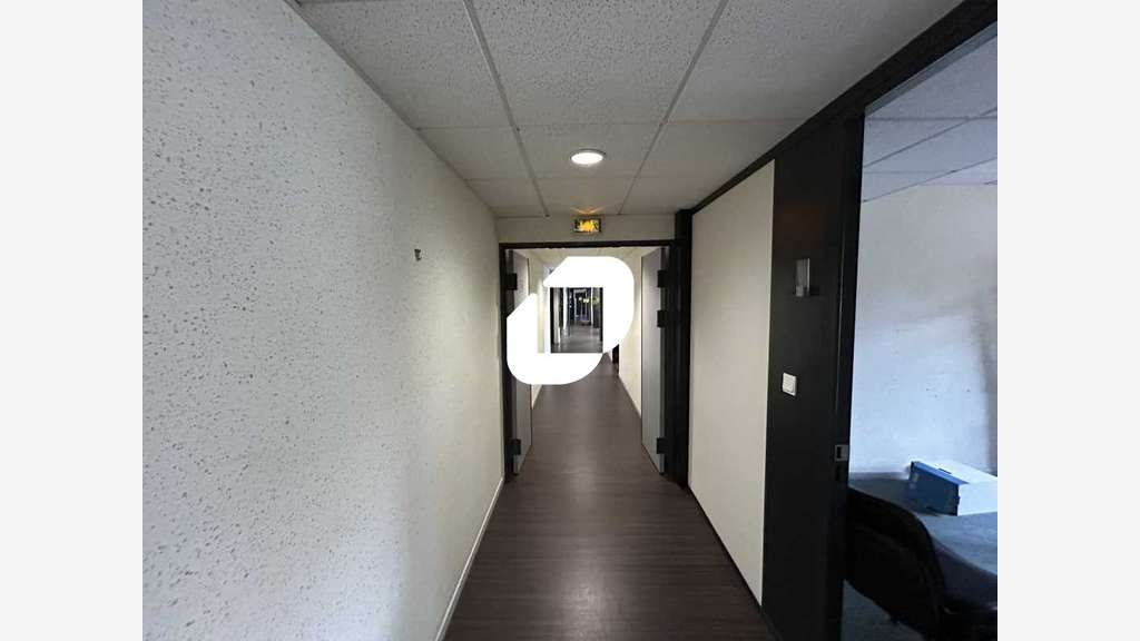 A louer Bureaux 705m² Melun