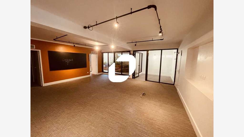 A louer Bureaux 144m² Melun