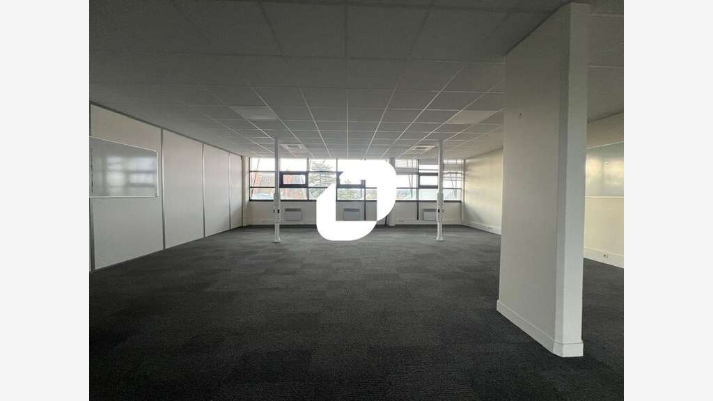 A louer Bureaux 310m² Melun