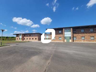 A louer Bureaux 1300m² Mennecy