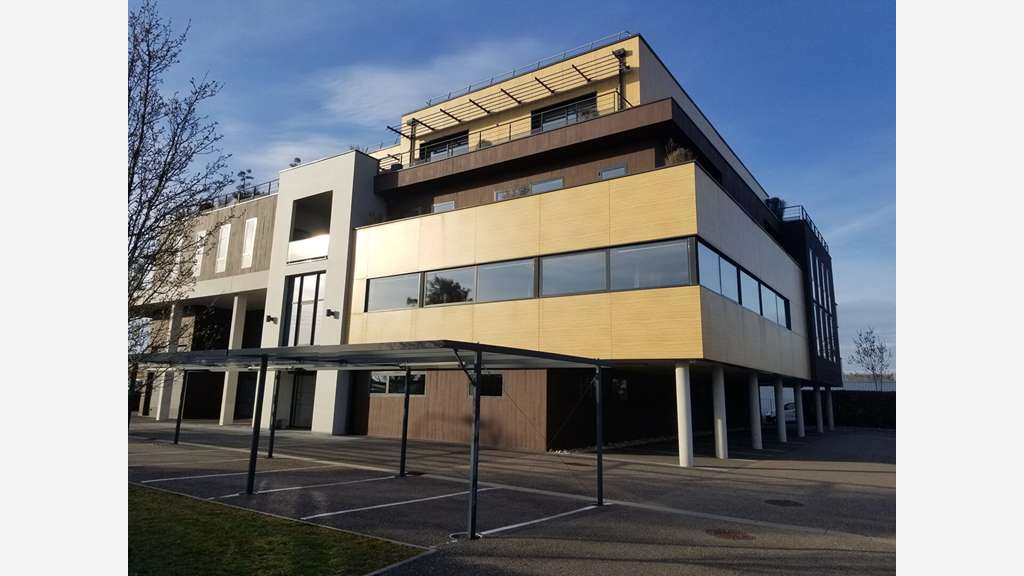 A louer bureaux 478m² R+3 à Mérignac  ZI du Phare