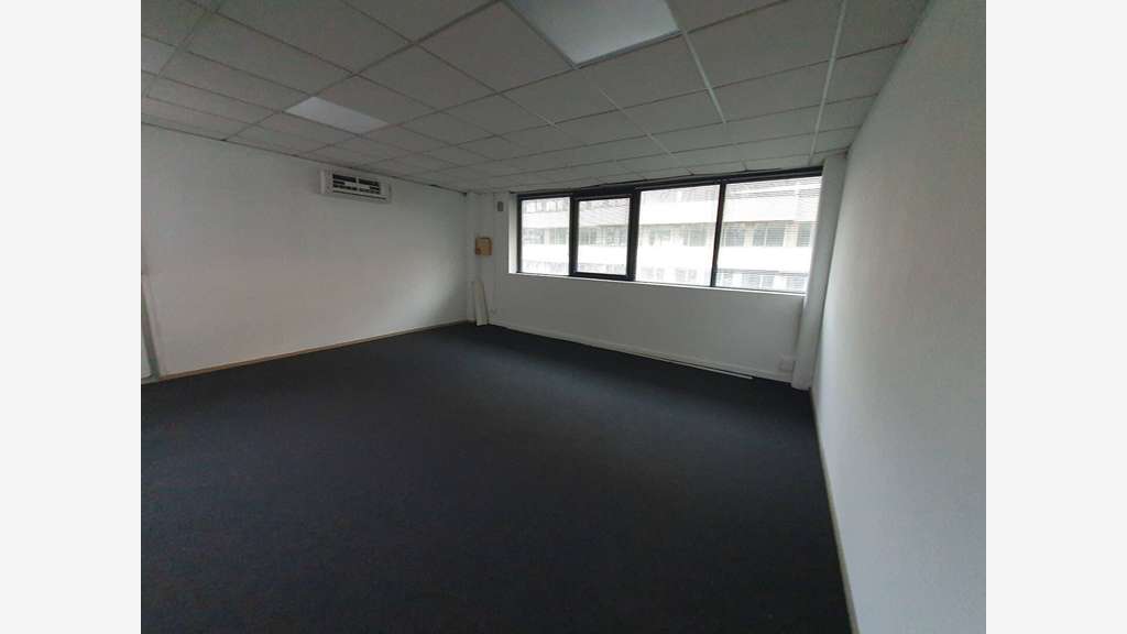 Bureaux 150m² à louer à Mérignac sortie n°10