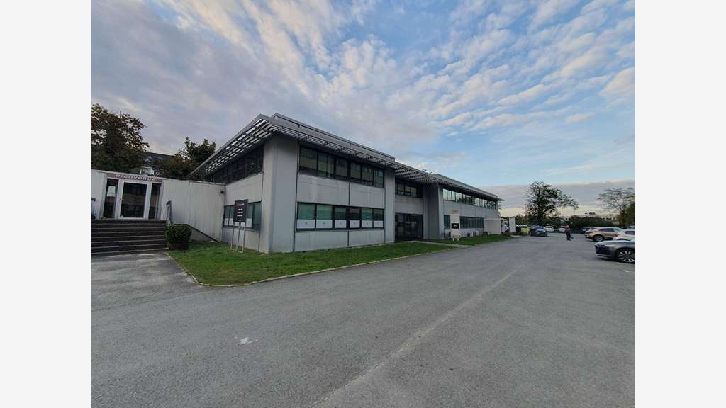 Bureaux 150m² à louer à Mérignac sortie n°10