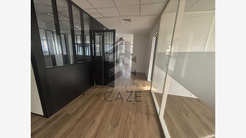 2 lots de bureaux à louer à Mérignac Tram A
