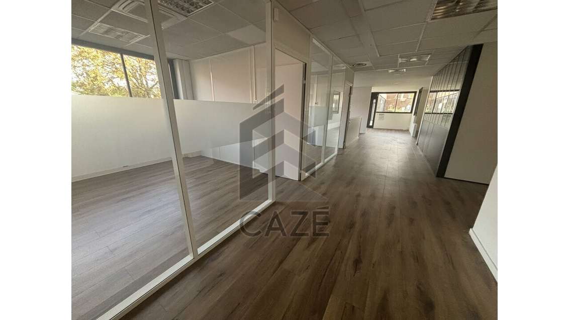 2 lots de bureaux à louer à Mérignac Tram A