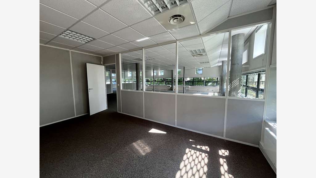Loue bureaux 230m² Parc activités Innolin Mérignac