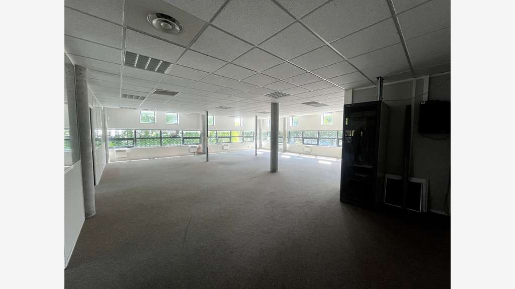 Loue bureaux 230m² Parc activités Innolin Mérignac