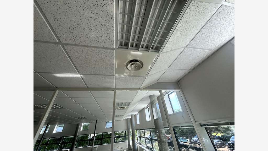 Loue bureaux 230m² Parc activités Innolin Mérignac