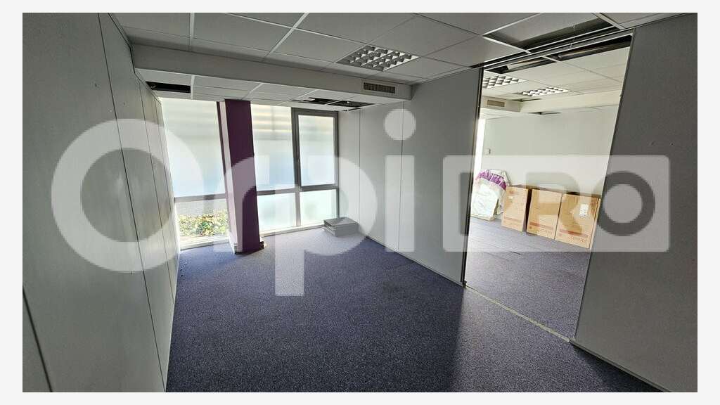 Bureaux récents 114m² RDC à louer à Mérignac