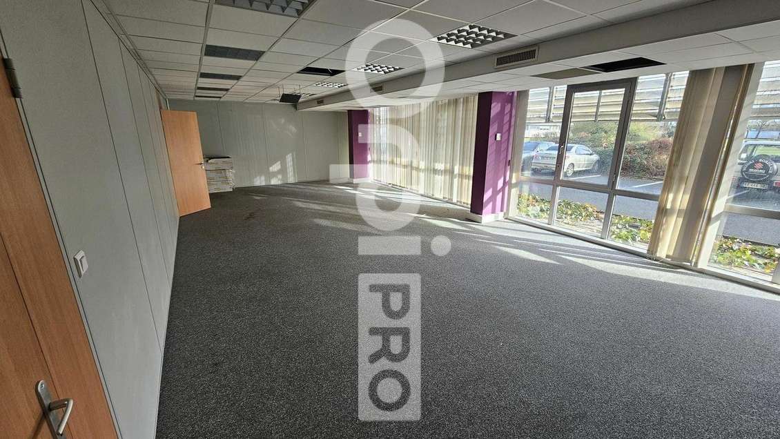 Bureaux récents 114m² RDC à louer à Mérignac