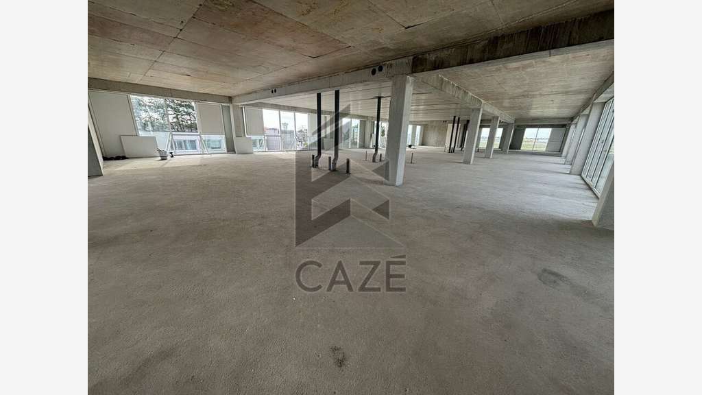 Bureaux neufs face aux pistes Bordeaux Aéroparc