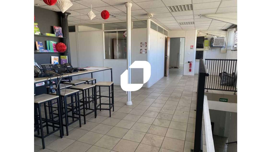 A louer Bureaux 300m² Merignac