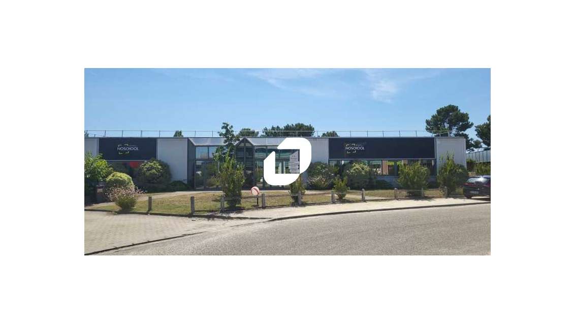 A louer Bureaux 862m² Merignac