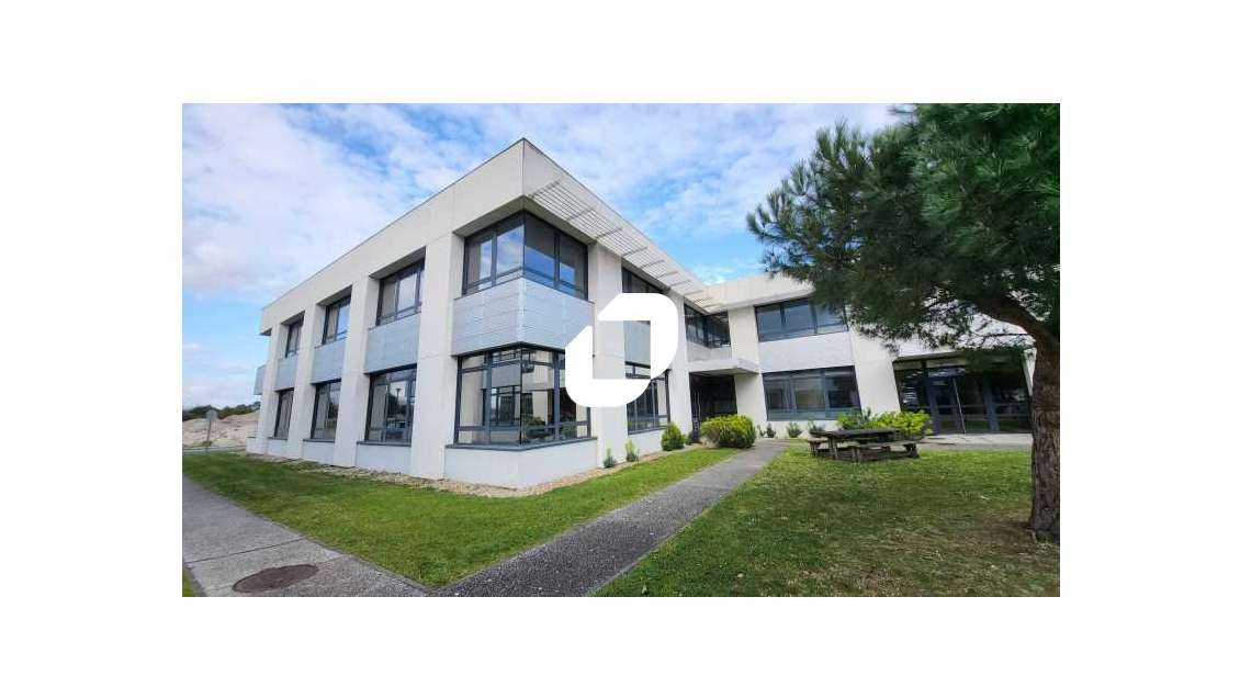 A louer Bureaux 214m² Merignac