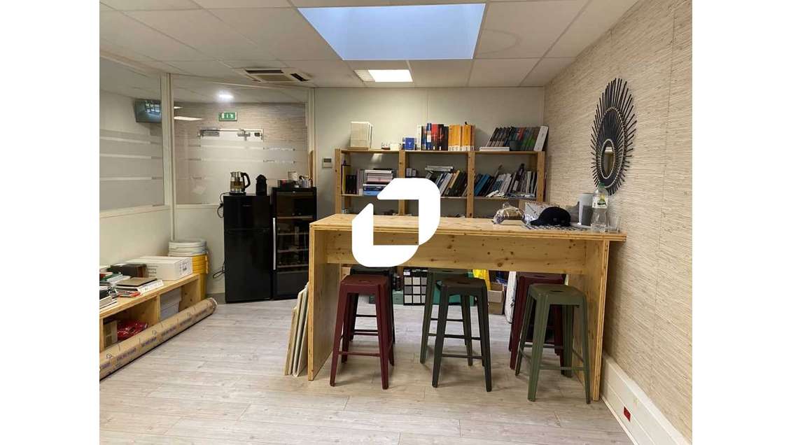 A louer Bureaux 48m² Merignac