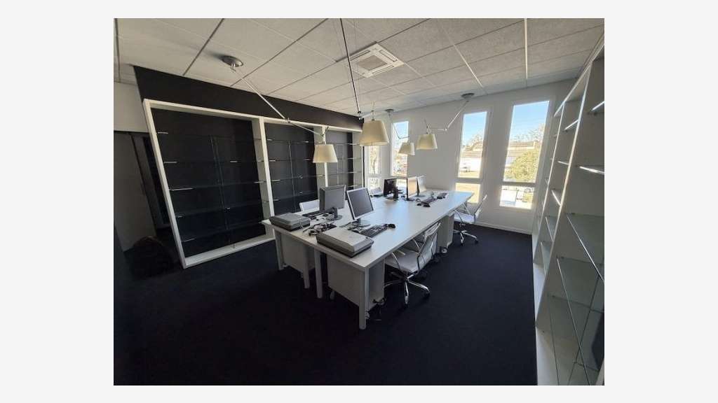 A louer bureaux de standing Mérignac zone du Phare