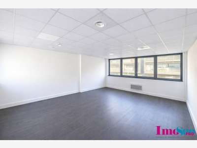 Bureaux 52m² à louer dans le Centre de Mérignac