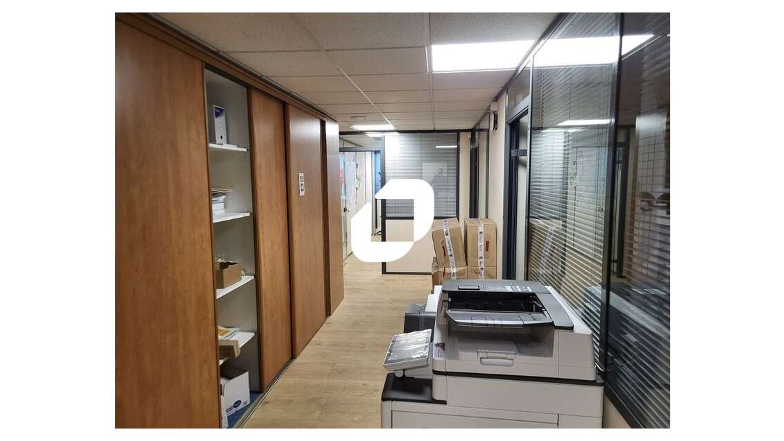 A louer Bureaux 140m² Merignac