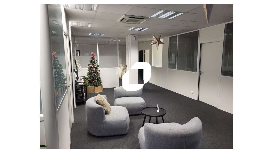 A louer Bureaux 289m² Merignac