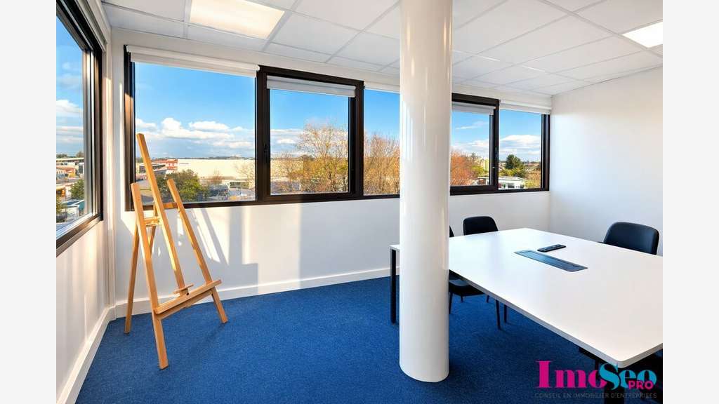 Bureaux de 100m² à louer à Mérignac prox aéroport